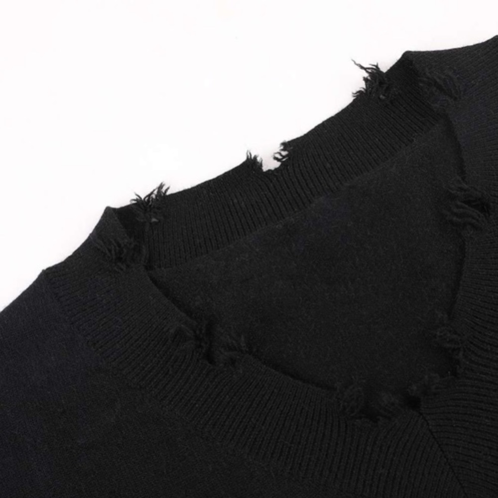 Distressed Fringe Heart Knit Sweater - Picture 3 of 7